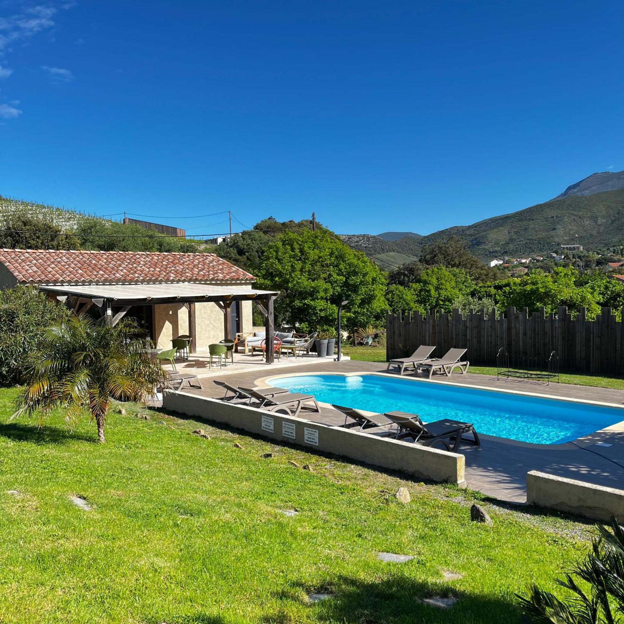 Casa Eva Maria Bed & Breakfast Patrimonio Exterior photo